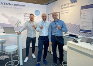 DAKO-Mitarbeiter am Messestand der NUFAM 2023